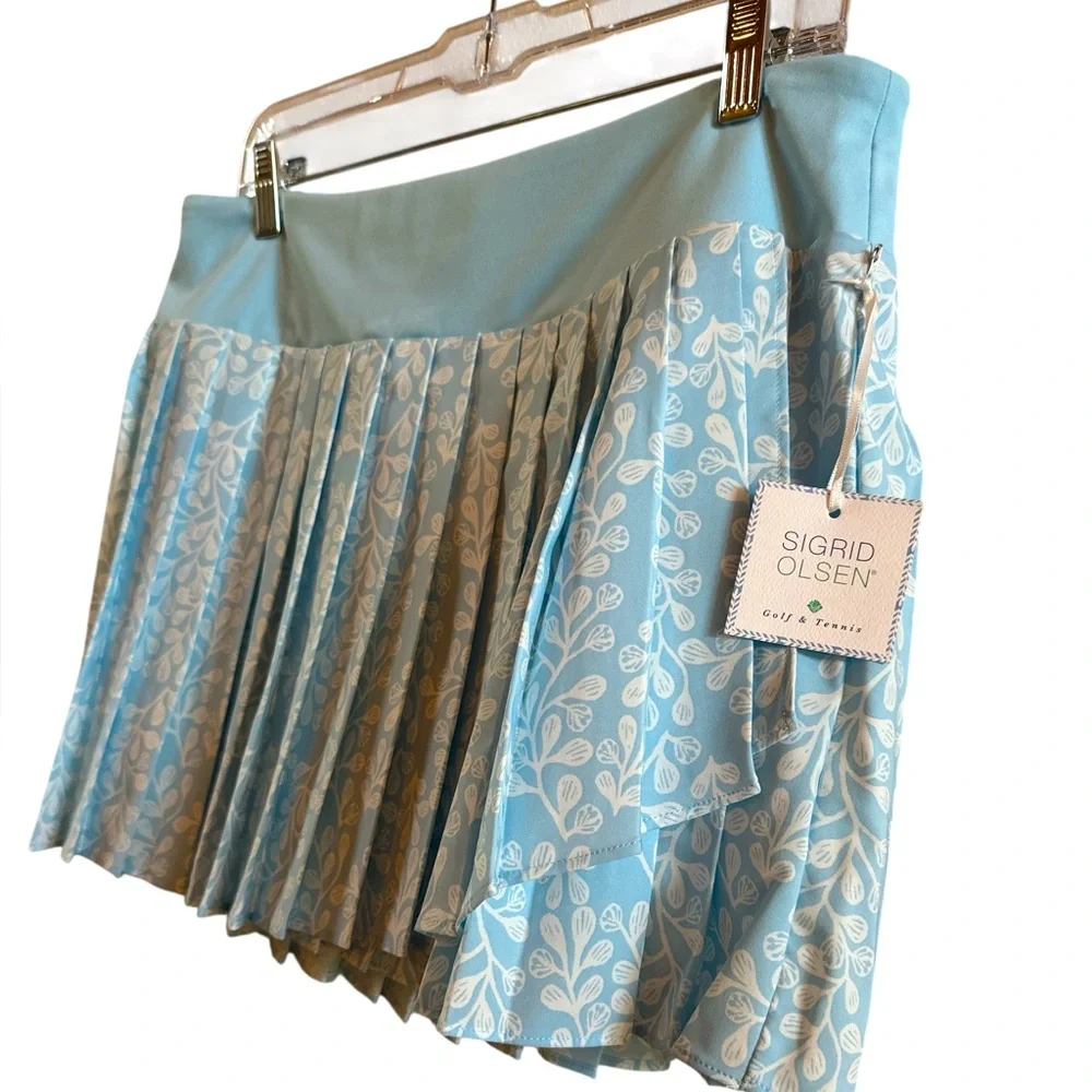 Sigrid Olsen Women’s NWT Size Large Tennis Golf Blue White Leaf Athletic‎ Skort